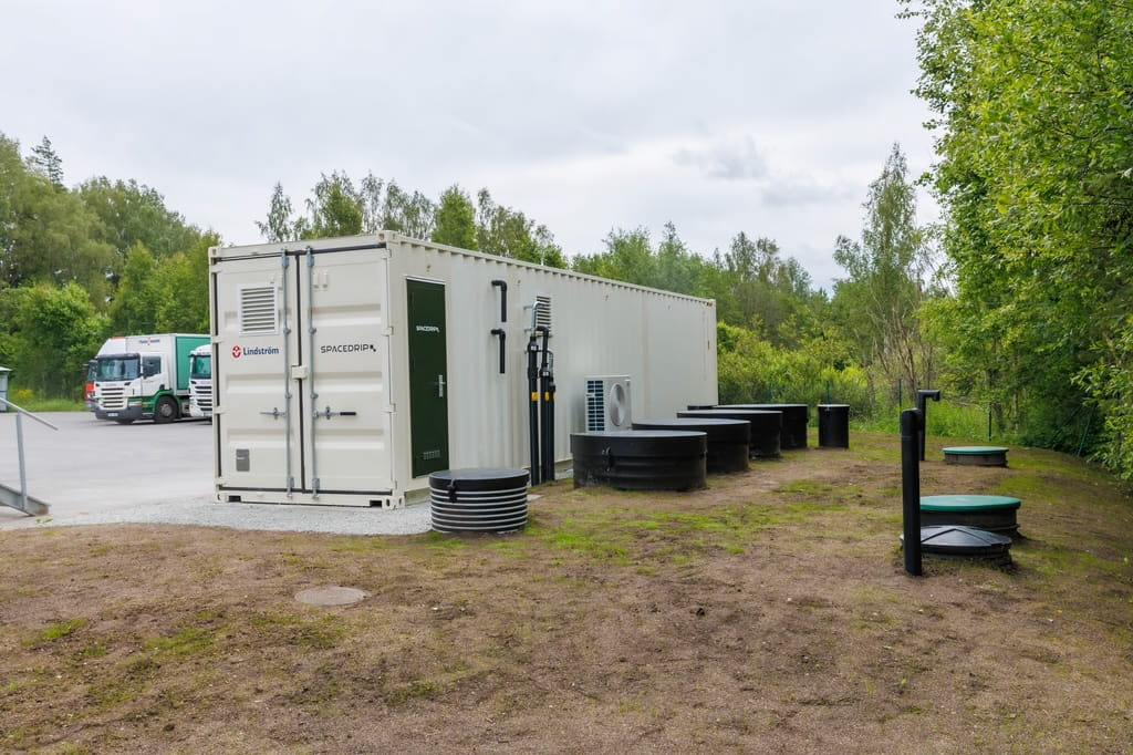 Unidad containerizada de reutilización de agua de lavandería en sitio
