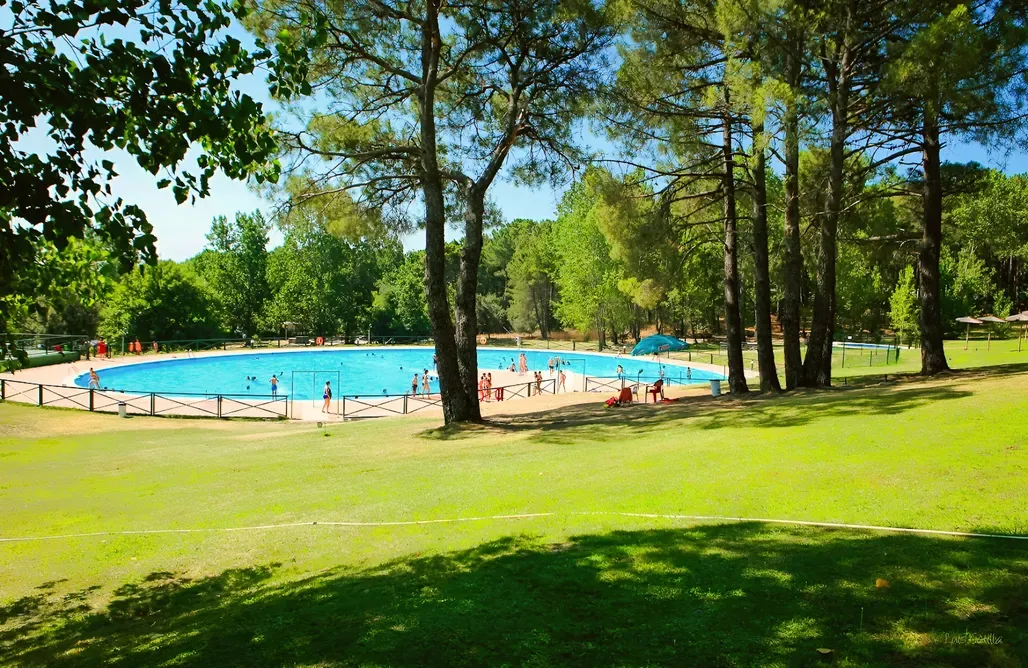 Resorts, campings y campos de golf